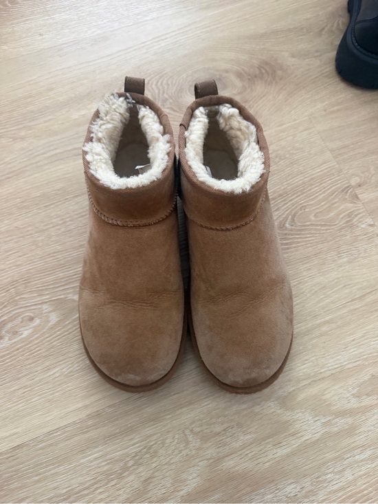 UGG Shoes - UGG Chestnut Brown Shearling-Lined Ankle Slippers
